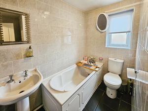 Photo 1- click for photo gallery